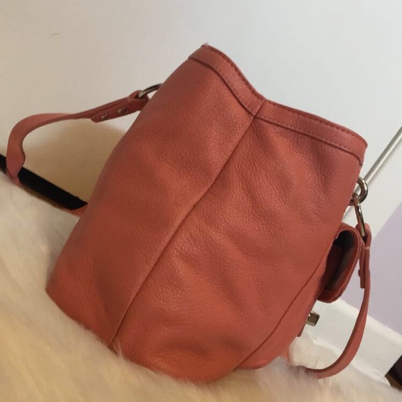 Coral coloured authentic Coach purse - Picture 4 of 4